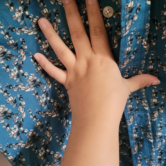 Ken Ltd button up top - Picture 5 of 8